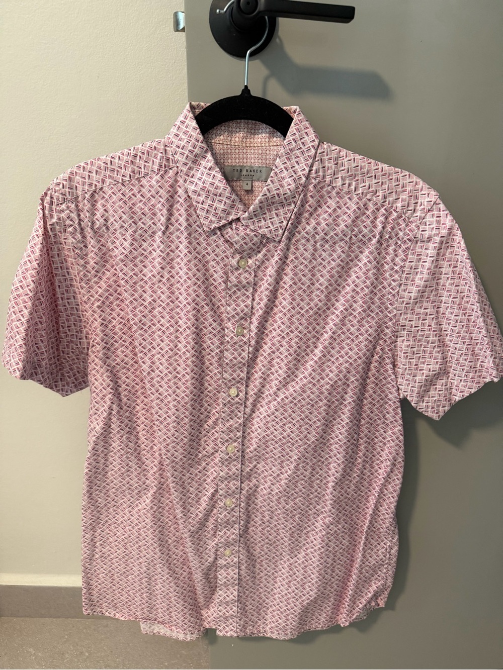 Ted Baker Pink Geometric Short-Sleeve Button-Up Shirt Size 4